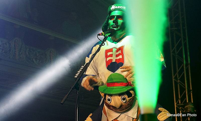 Rybičky 48 slavili sedmnáctiny v Lucerně. Vzpomínali na své začátky a zvali do O2 areny