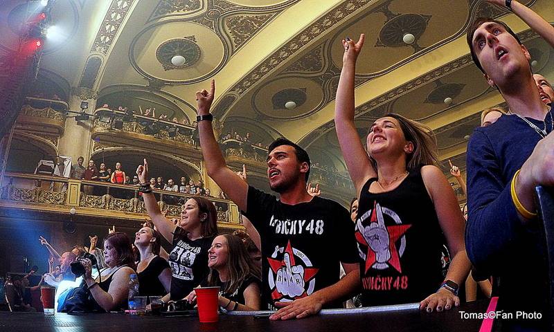 Rybičky 48 slavili sedmnáctiny v Lucerně. Vzpomínali na své začátky a zvali do O2 areny