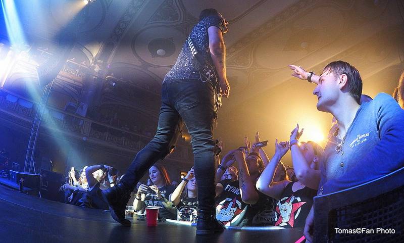 Rybičky 48 slavili sedmnáctiny v Lucerně. Vzpomínali na své začátky a zvali do O2 areny