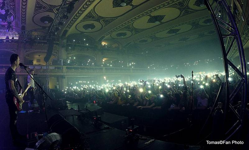 Rybičky 48 slavili sedmnáctiny v Lucerně. Vzpomínali na své začátky a zvali do O2 areny