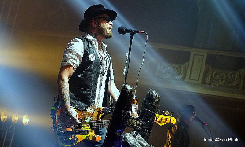 Rybičky 48 slavili sedmnáctiny v Lucerně. Vzpomínali na své začátky a zvali do O2 areny