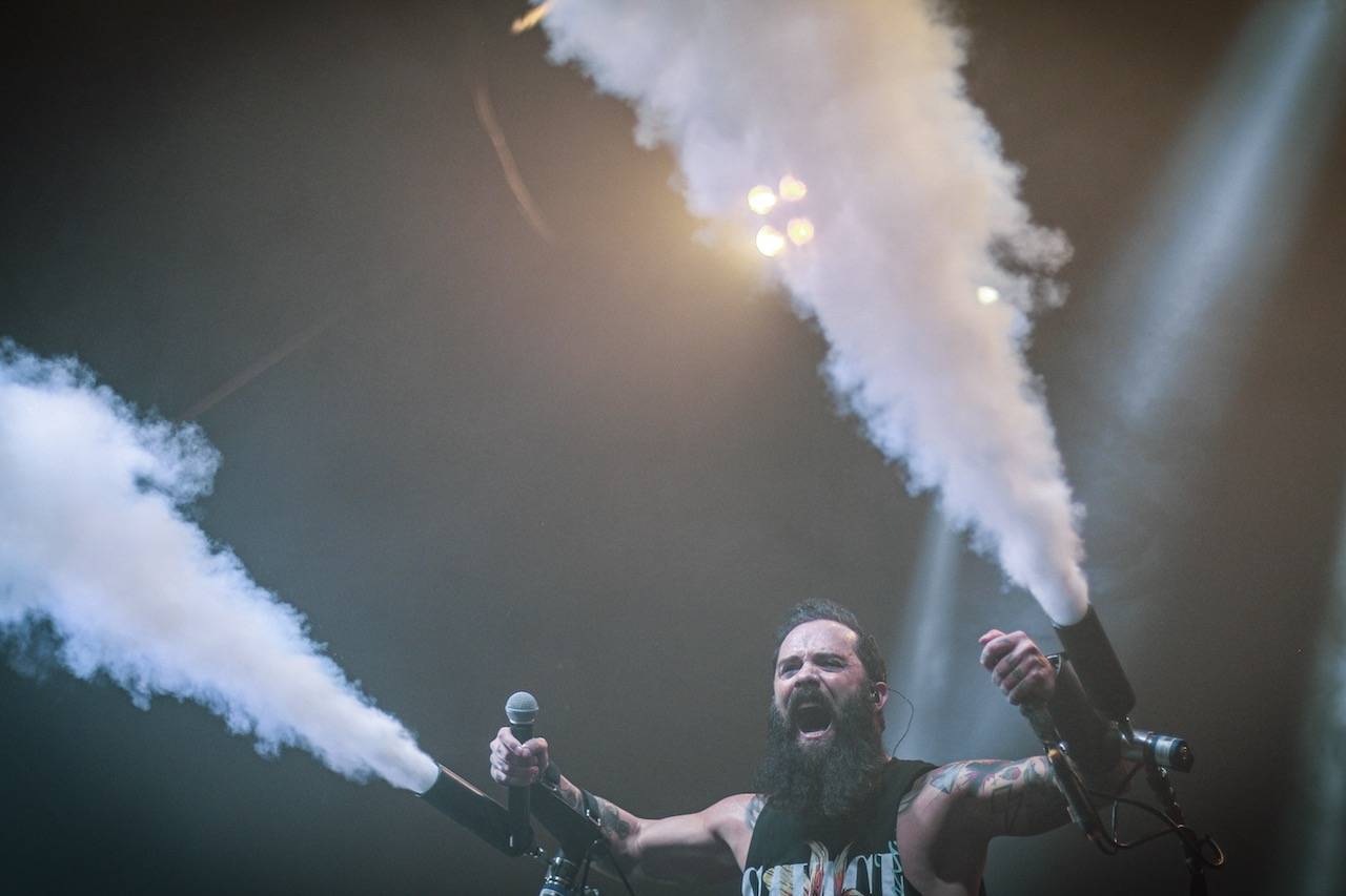 Skillet přivezli do Prahy svou energickou show