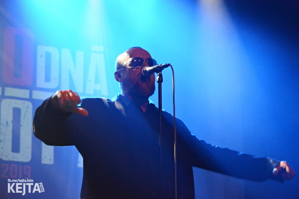 Třicet let punkové Slobodné Európy: V Akropoli gratulovali členové SPS nebo Plexis