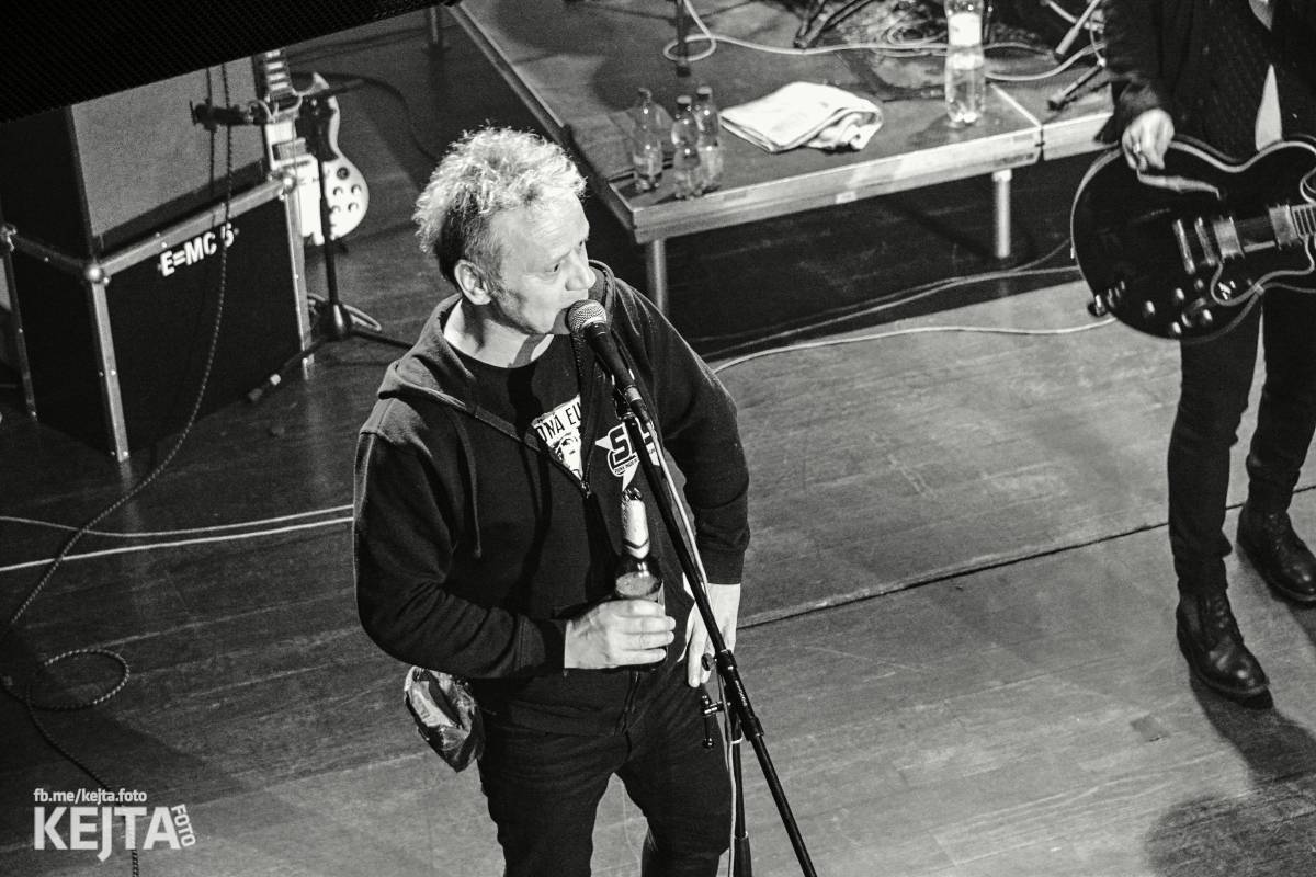 Třicet let punkové Slobodné Európy: V Akropoli gratulovali členové SPS nebo Plexis