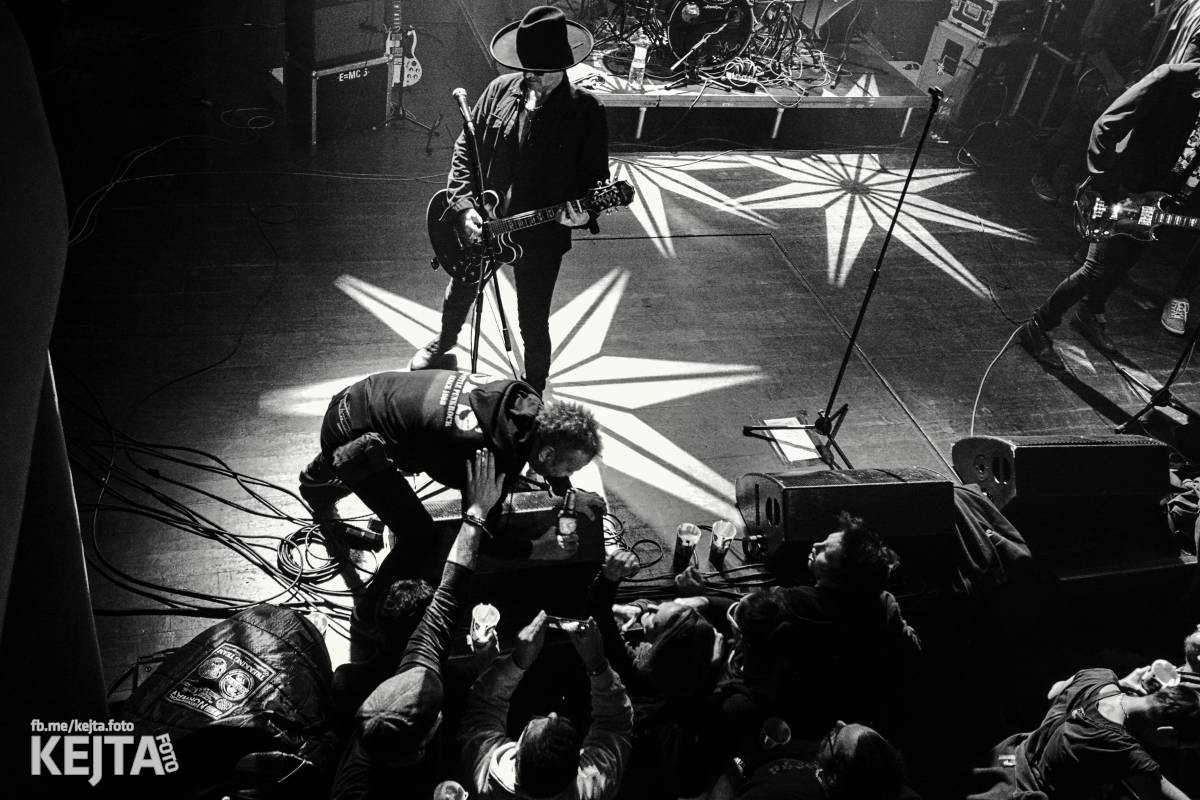 Třicet let punkové Slobodné Európy: V Akropoli gratulovali členové SPS nebo Plexis