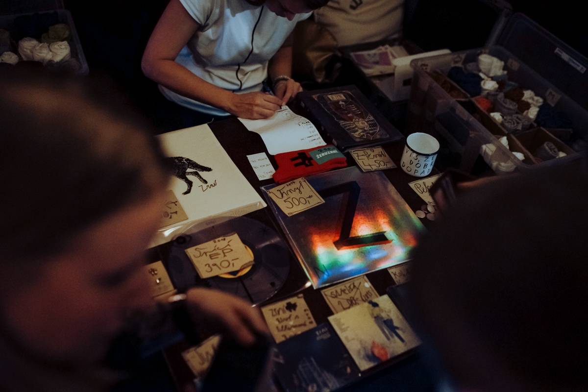 Zrní: Tmou přijeli do Olomouce a zahráli nové skladby z chystané desky