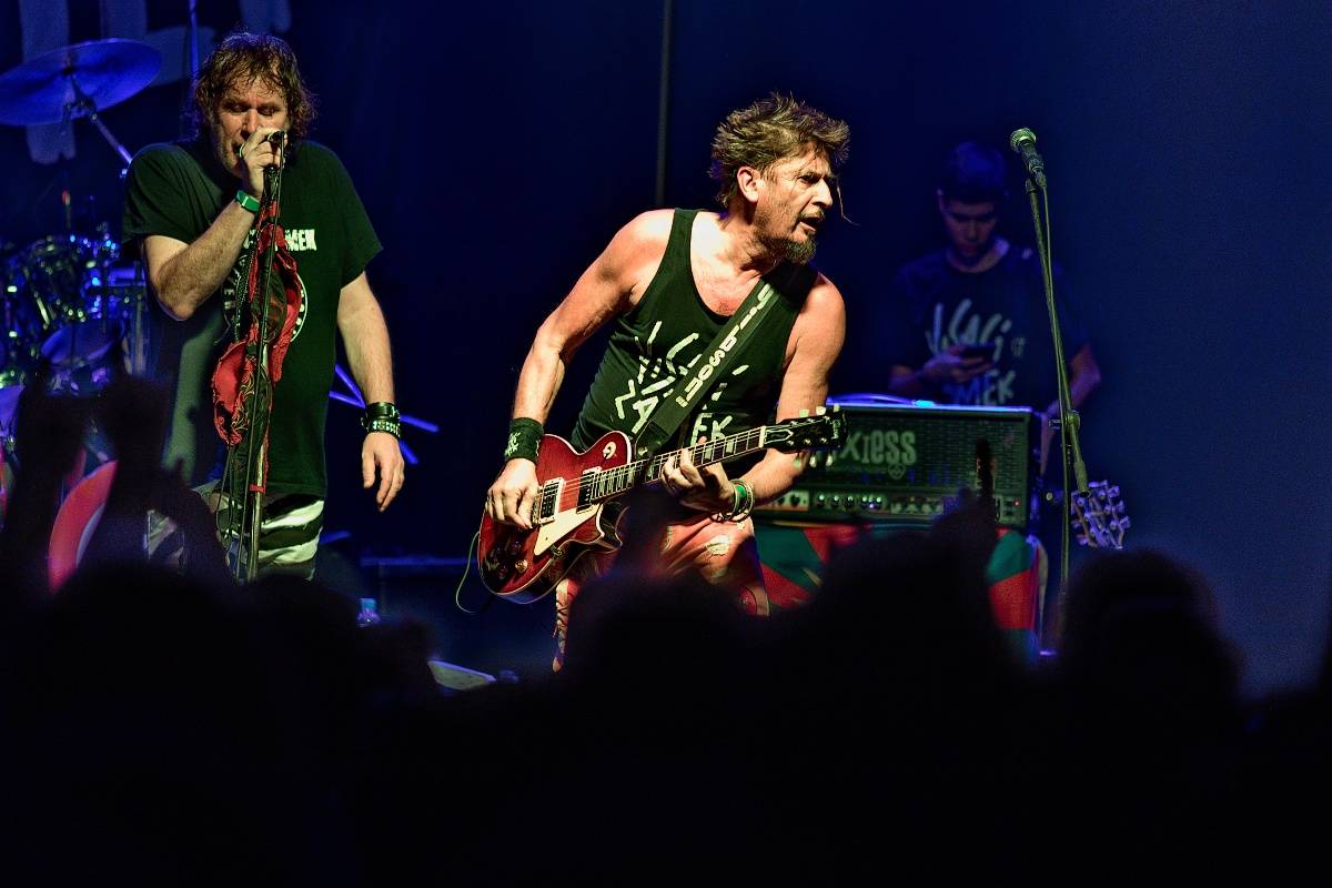 Visací zámek slavil v Českých Budějovicích 37 let. Gratulovali Znouzectnost i striptérka