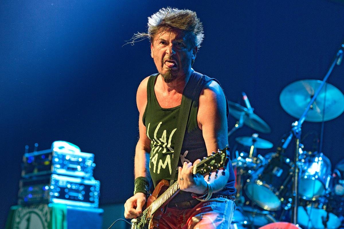 Visací zámek slavil v Českých Budějovicích 37 let. Gratulovali Znouzectnost i striptérka