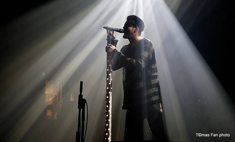 Dymytry Revolter tour se pomalu chýlí k závěru, v brněnské hale Vodova na diváky šlehaly tisíce plamenů