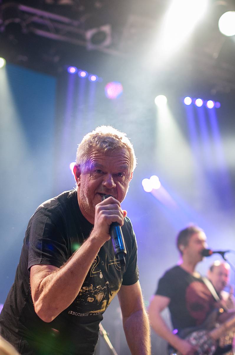 Mňága a Žďorp pokřtila Třecí plochy v Lucerna Music Baru