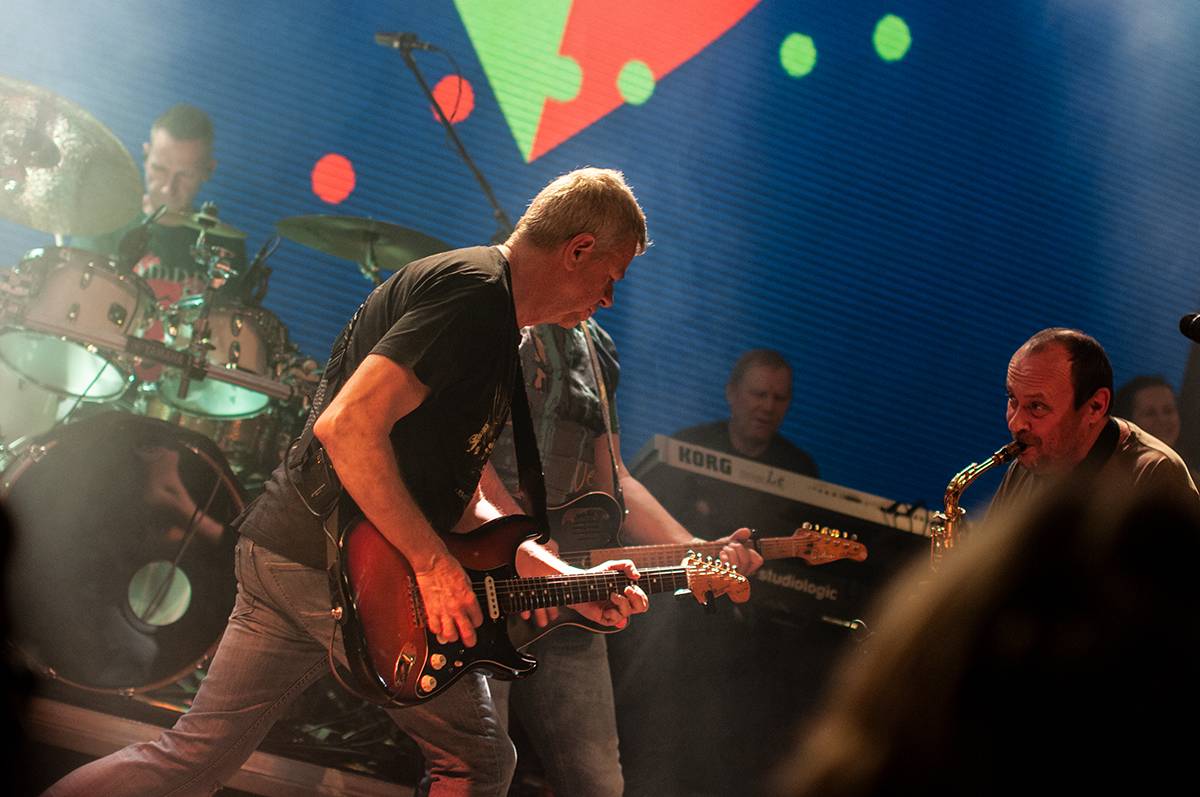 Mňága a Žďorp pokřtila Třecí plochy v Lucerna Music Baru