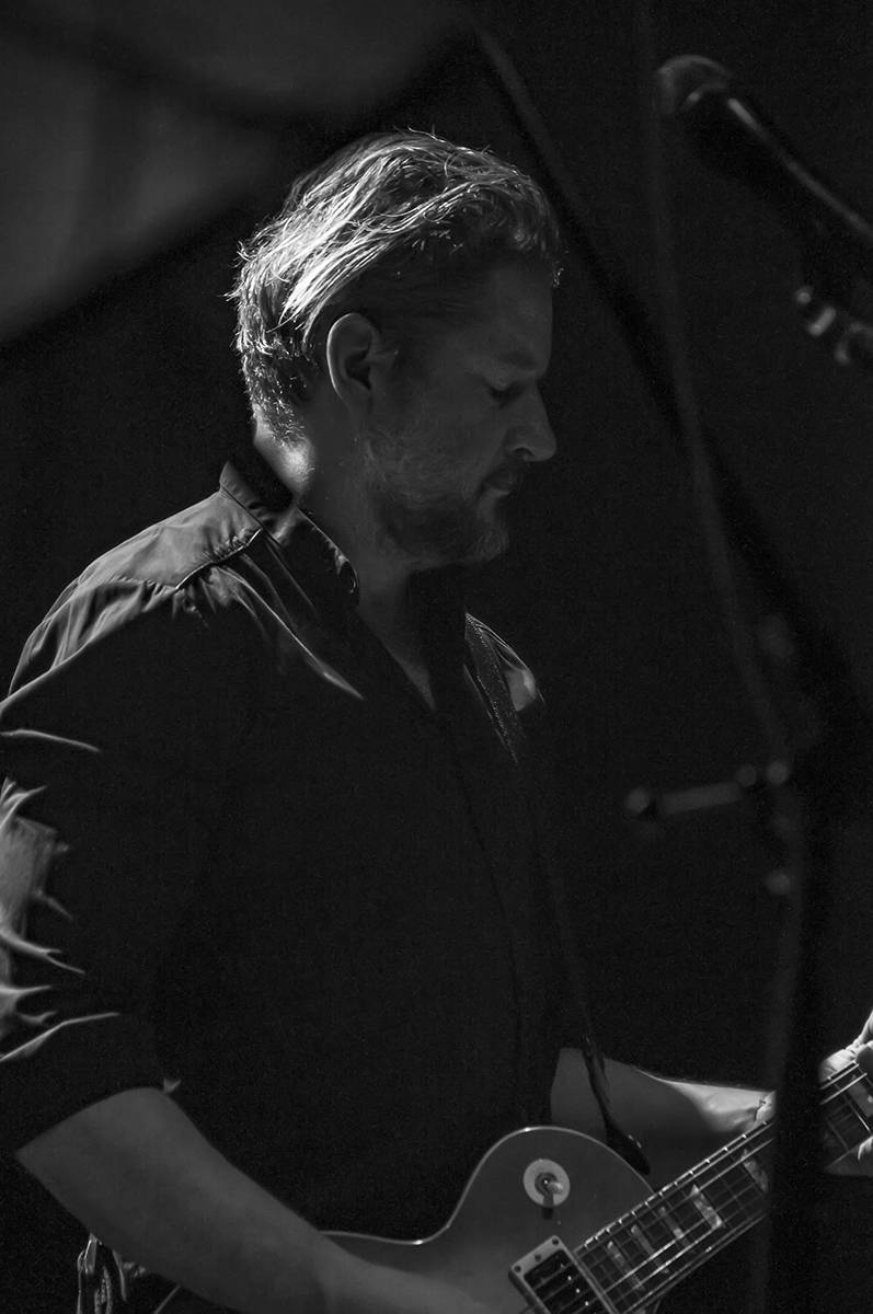 Michal Ambrož & Hudba Praha rozezpívali Akropoli. Přišel i David Koller, nechyběly vzpomínky na Havla