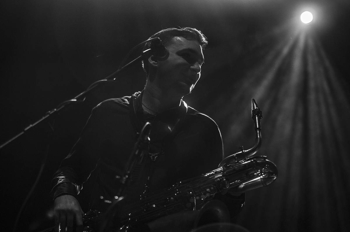 Michal Ambrož & Hudba Praha rozezpívali Akropoli. Přišel i David Koller, nechyběly vzpomínky na Havla