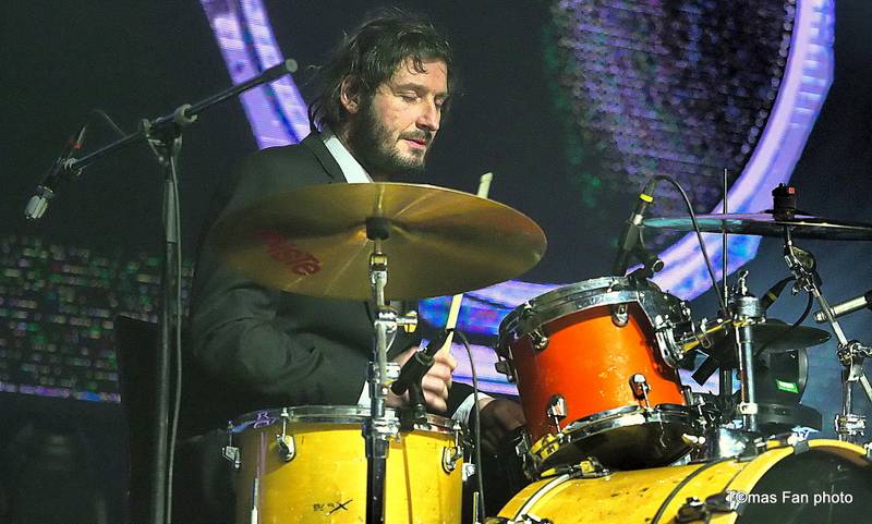 Největší koncert v dějinách fixího lidu. Vypsaná Fixa se ve Foru Karlín pořádně rozepsala