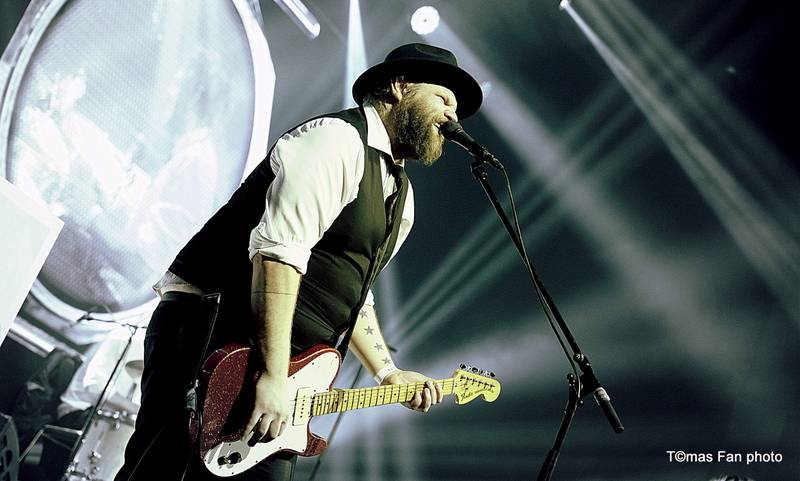 Největší koncert v dějinách fixího lidu. Vypsaná Fixa se ve Foru Karlín pořádně rozepsala