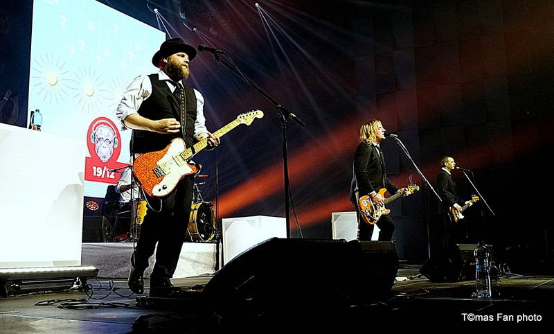 Největší koncert v dějinách fixího lidu. Vypsaná Fixa se ve Foru Karlín pořádně rozepsala