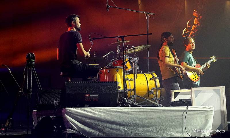 Největší koncert v dějinách fixího lidu. Vypsaná Fixa se ve Foru Karlín pořádně rozepsala