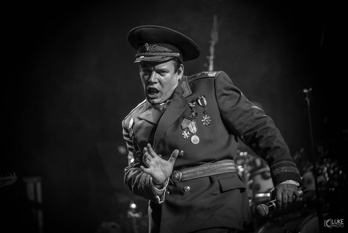 Monkey Business dorazili s Přísliby východního funku i do Brna. V klubu Fléda rozpoutali energickou show 