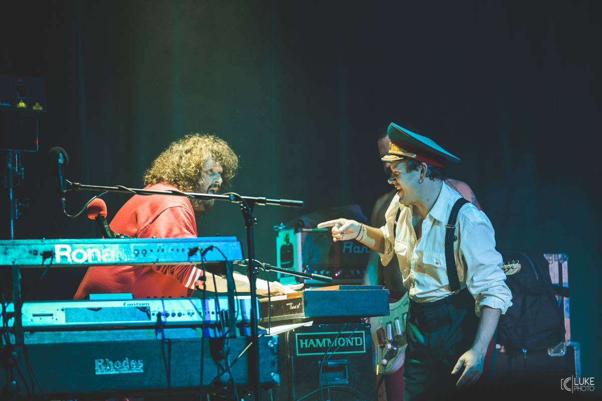 Monkey Business dorazili s Přísliby východního funku i do Brna. V klubu Fléda rozpoutali energickou show 