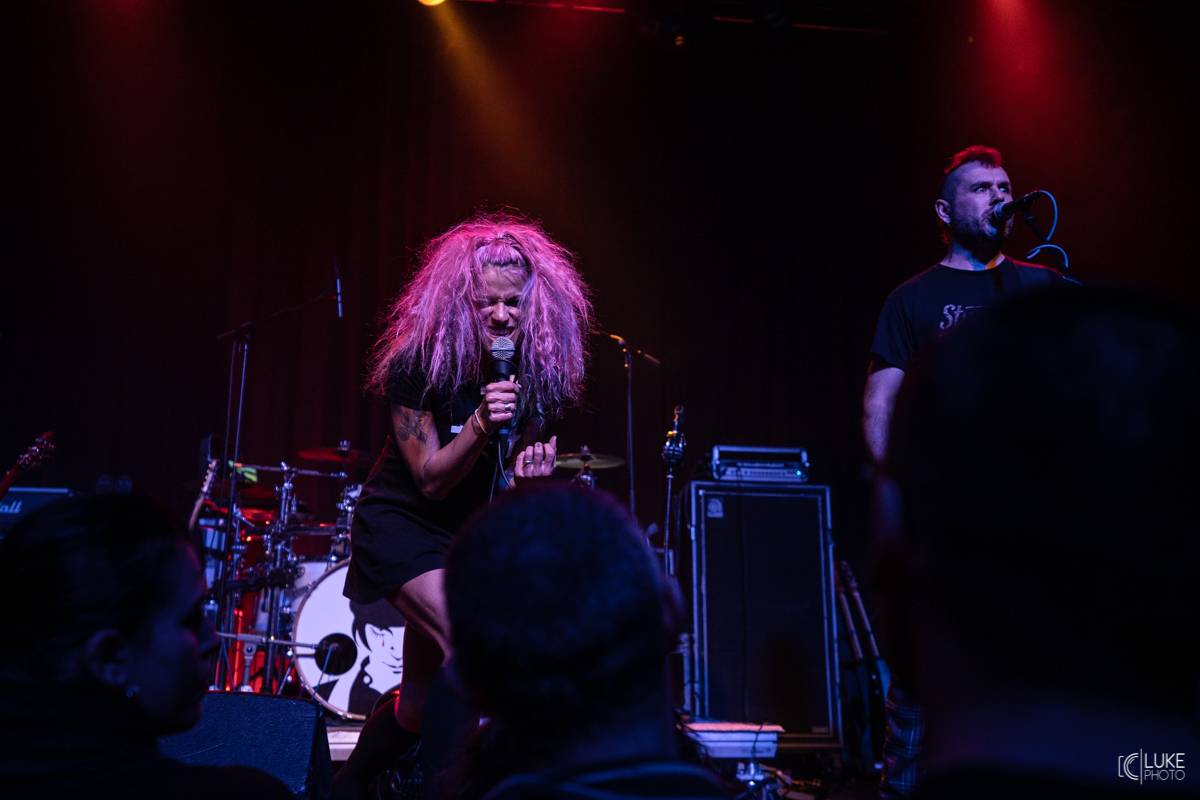 Monkey Business dorazili s Přísliby východního funku i do Brna. V klubu Fléda rozpoutali energickou show 