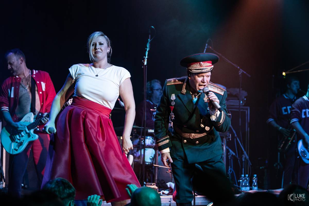 Monkey Business dorazili s Přísliby východního funku i do Brna. V klubu Fléda rozpoutali energickou show 