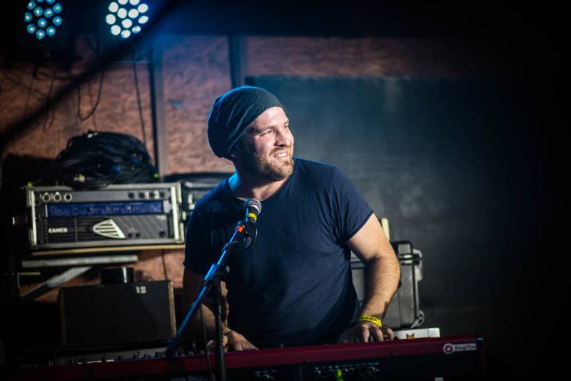 David Stypka s Bandjeez vyprodali frýdeckomístecký klub Stoun i podruhé