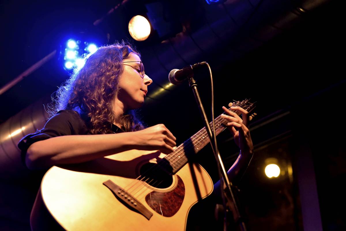 Virtuóz Justin Lavash rozdával radost v pražském Jazz Docku