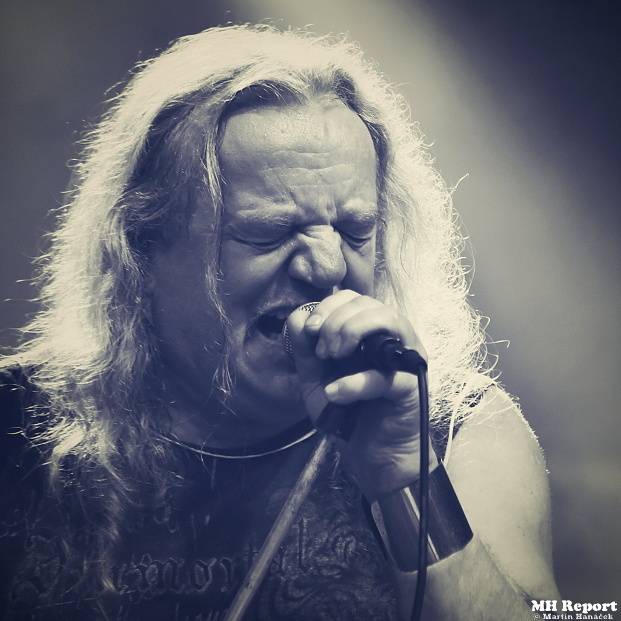 Vánoční metalový večírek v plzeňské Šeříkovce: vystoupili Ingott, Excalibur a Storm