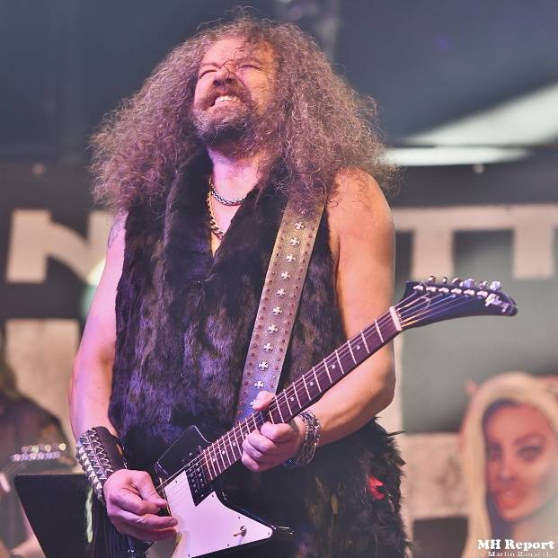 Vánoční metalový večírek v plzeňské Šeříkovce: vystoupili Ingott, Excalibur a Storm