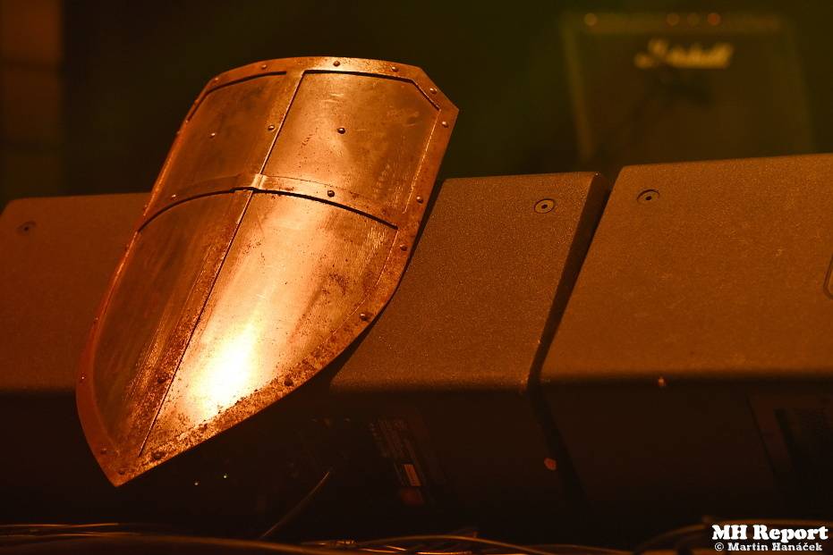 Vánoční metalový večírek v plzeňské Šeříkovce: vystoupili Ingott, Excalibur a Storm