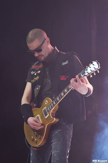 Vánoční metalový večírek v plzeňské Šeříkovce: vystoupili Ingott, Excalibur a Storm