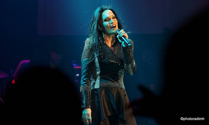 Finská metalová královna Tarja Turunen oslnila Smetanovu síň Obecního domu