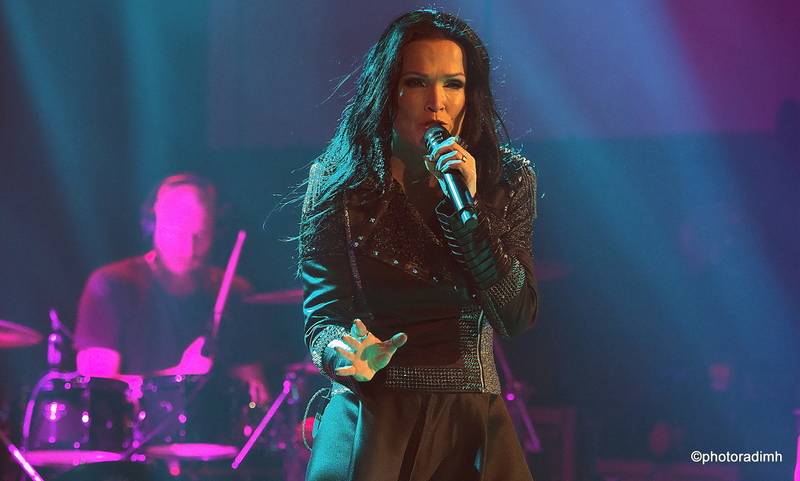 Finská metalová královna Tarja Turunen oslnila Smetanovu síň Obecního domu