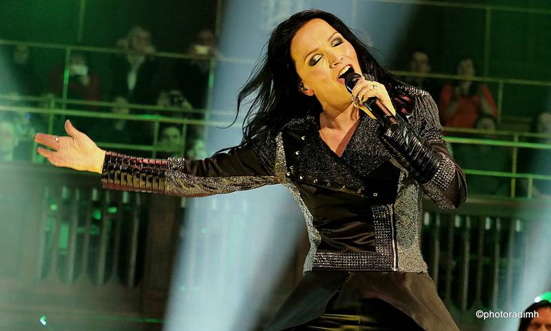 Finská metalová královna Tarja Turunen oslnila Smetanovu síň Obecního domu