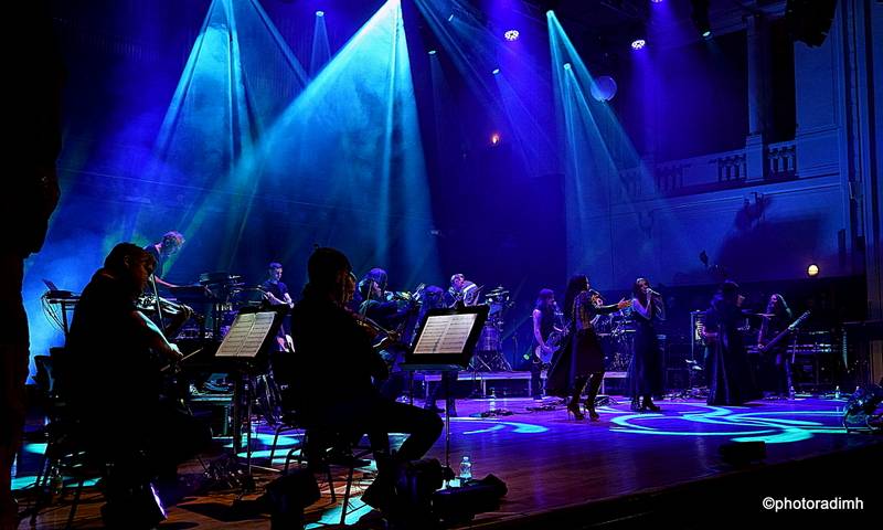 Finská metalová královna Tarja Turunen oslnila Smetanovu síň Obecního domu