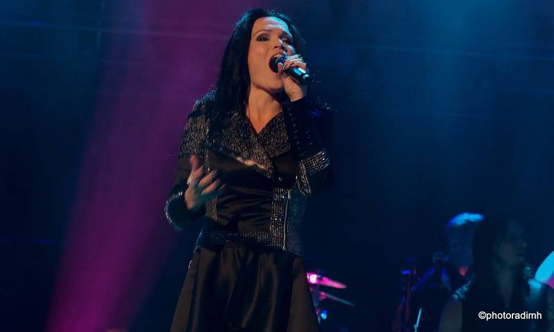 Finská metalová královna Tarja Turunen oslnila Smetanovu síň Obecního domu