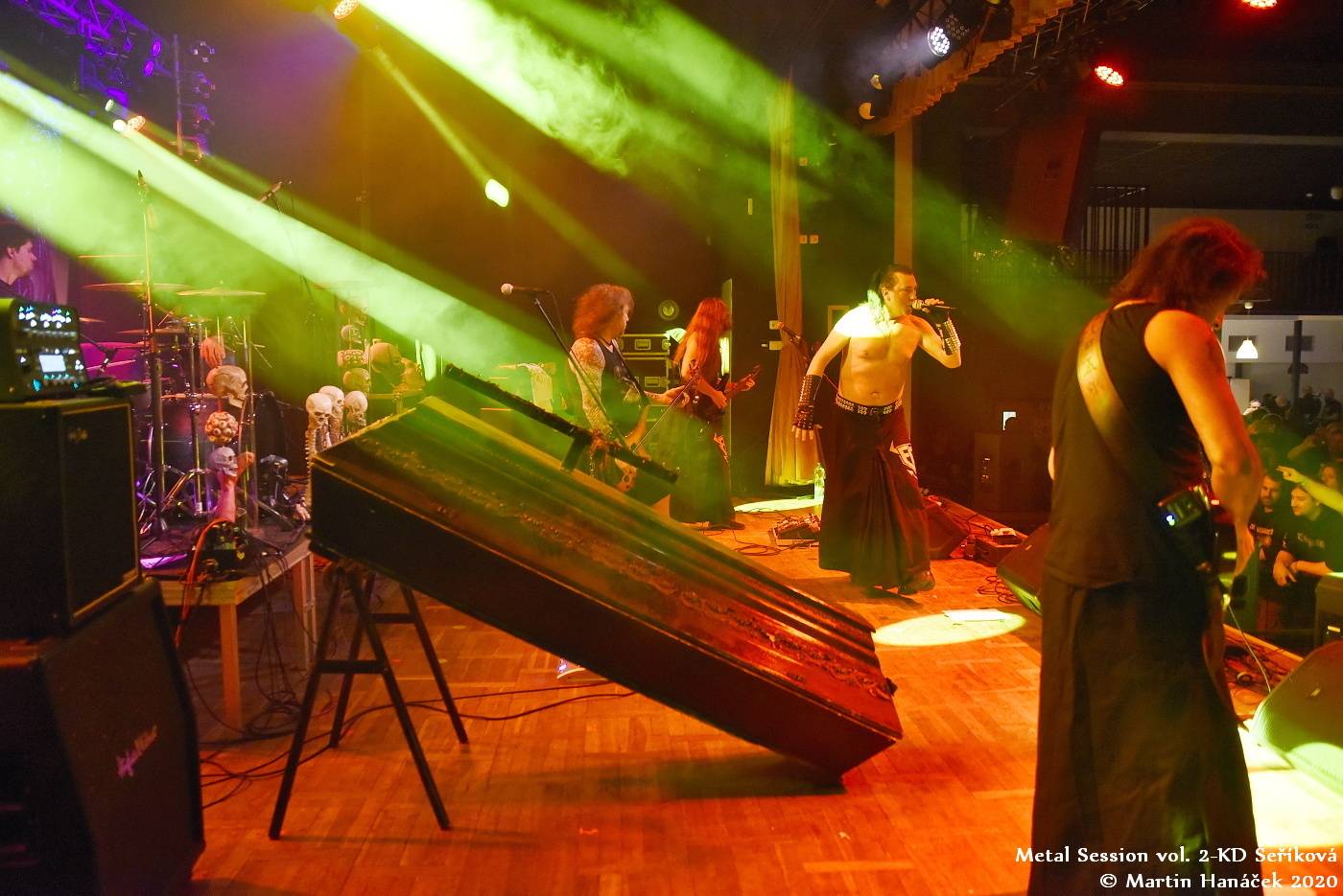 Metalový večírek v Plzni: KD Šeříková opanovali Debustrol, Fata Morgana, Maelström a Avidity For