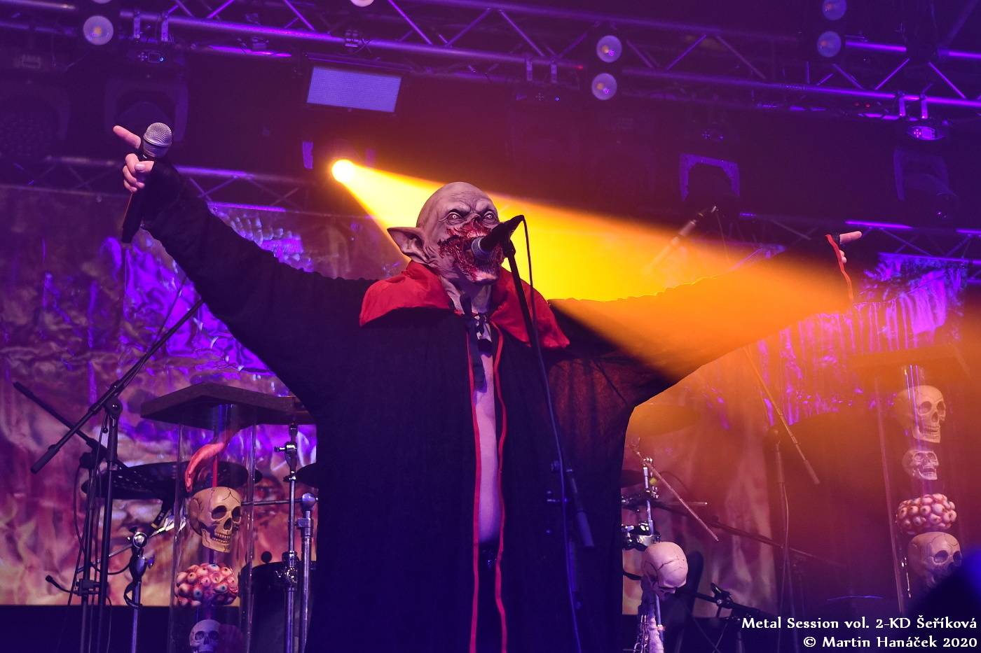 Metalový večírek v Plzni: KD Šeříková opanovali Debustrol, Fata Morgana, Maelström a Avidity For