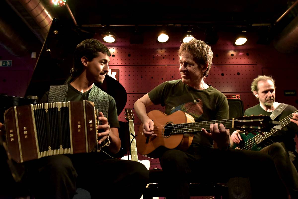 Dominic Miller a Dan Bárta na jednom podiu v Jazz Docku