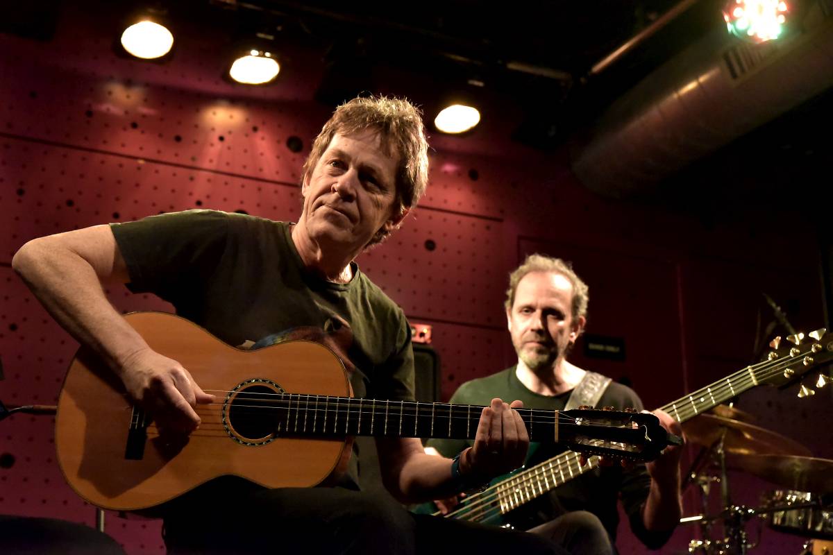 Dominic Miller a Dan Bárta na jednom podiu v Jazz Docku