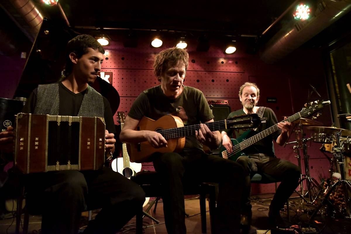 Dominic Miller a Dan Bárta na jednom podiu v Jazz Docku