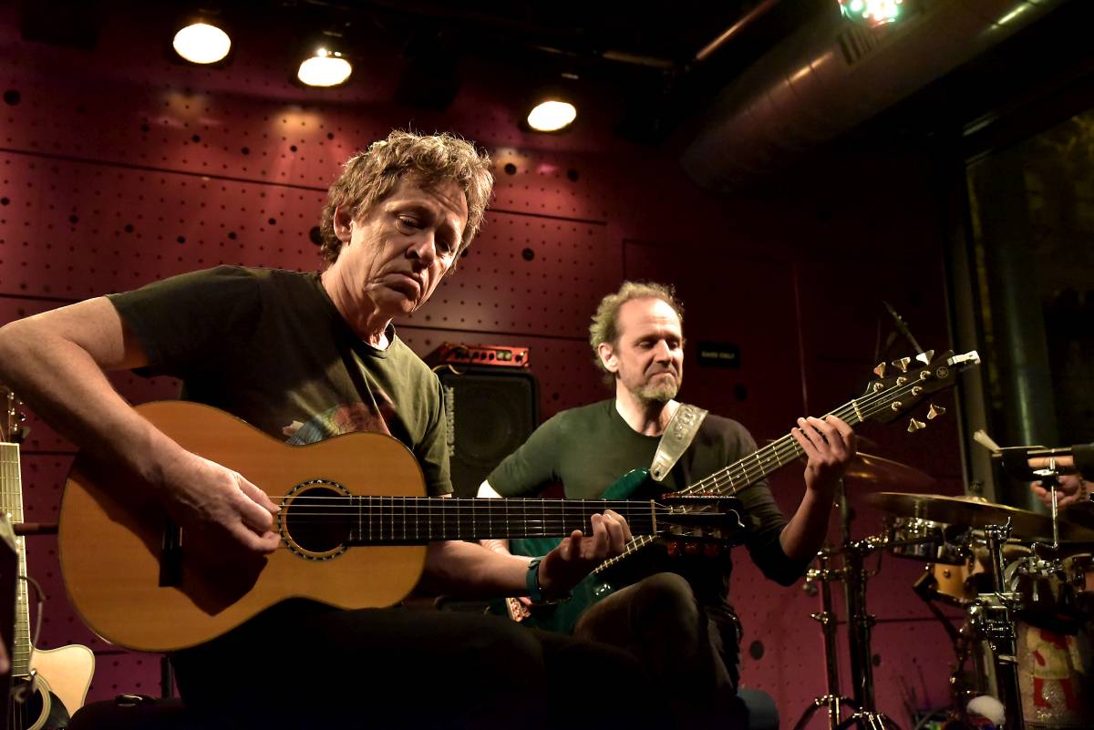 Dominic Miller a Dan Bárta na jednom podiu v Jazz Docku