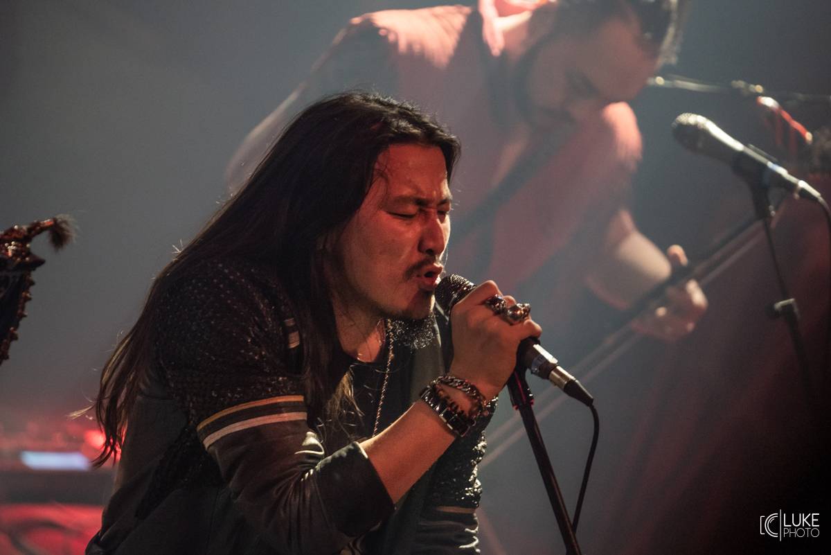 Mongolští rockeři přivezli hudbu z jiného světa. The Hu po loňském debutu na Rock for People zavítali do Prahy