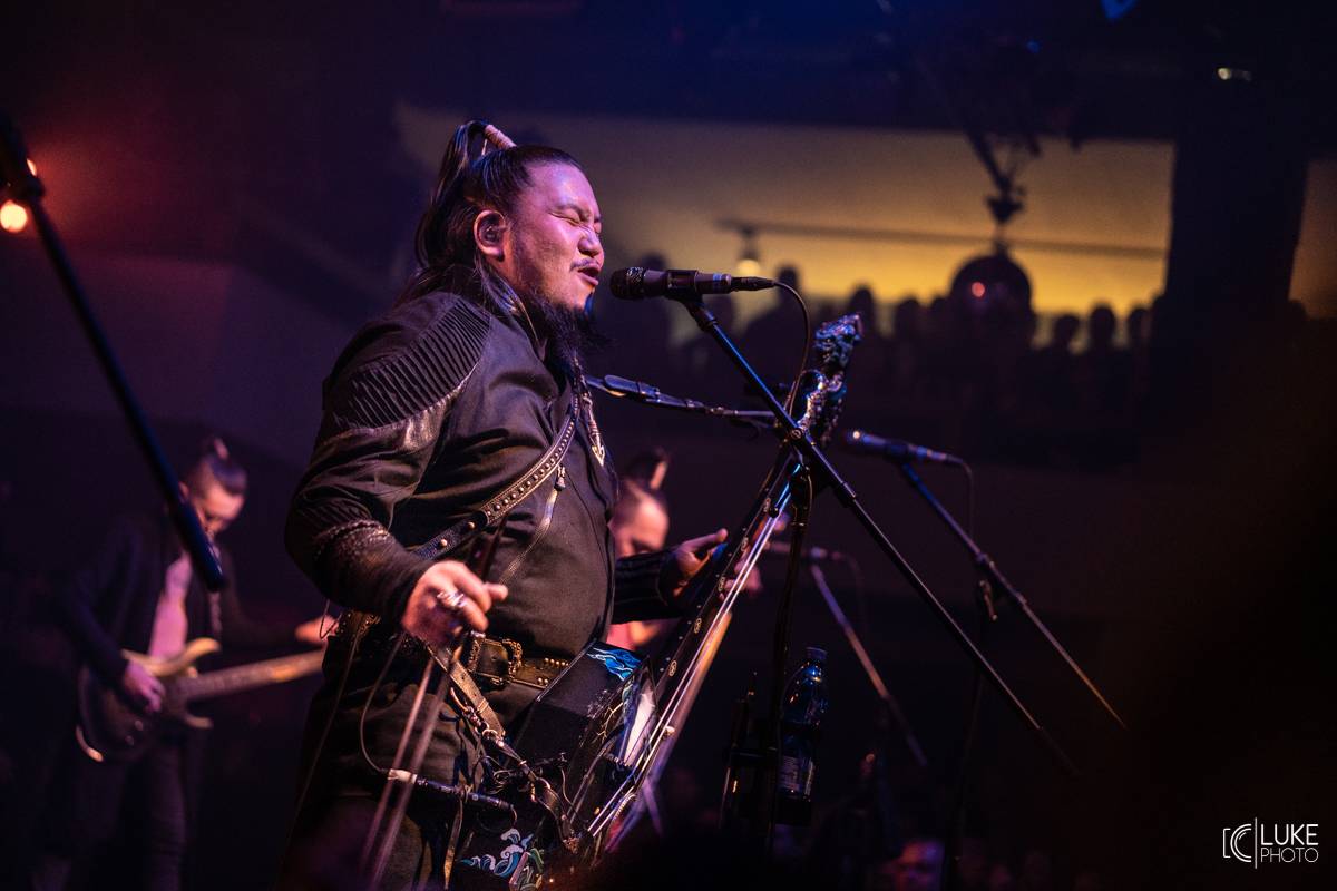 Mongolští rockeři přivezli hudbu z jiného světa. The Hu po loňském debutu na Rock for People zavítali do Prahy