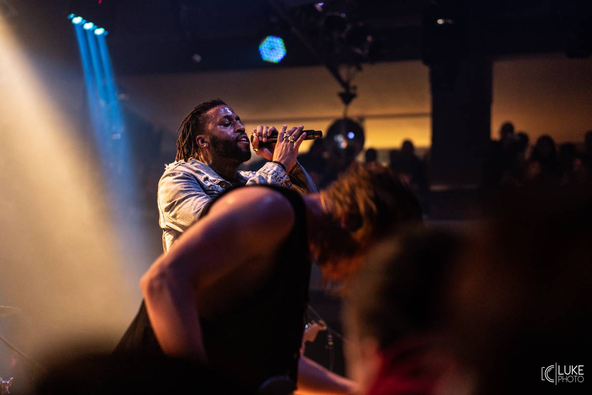 Mongolští rockeři přivezli hudbu z jiného světa. The Hu po loňském debutu na Rock for People zavítali do Prahy