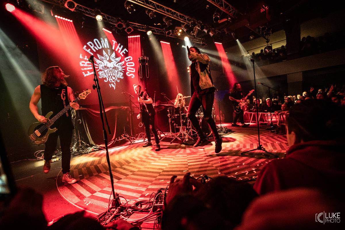 Mongolští rockeři přivezli hudbu z jiného světa. The Hu po loňském debutu na Rock for People zavítali do Prahy