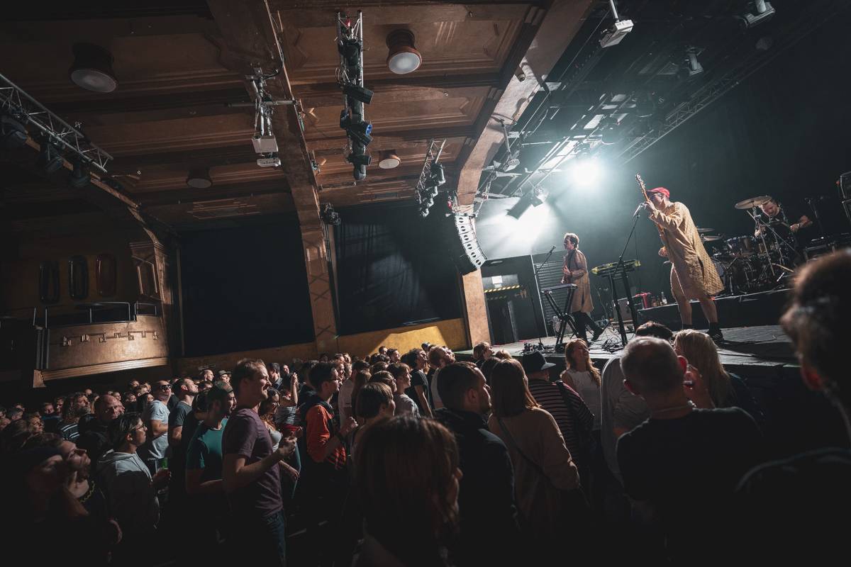 Dánské rockové hvězdy WhoMadeWho roztančily Roxy