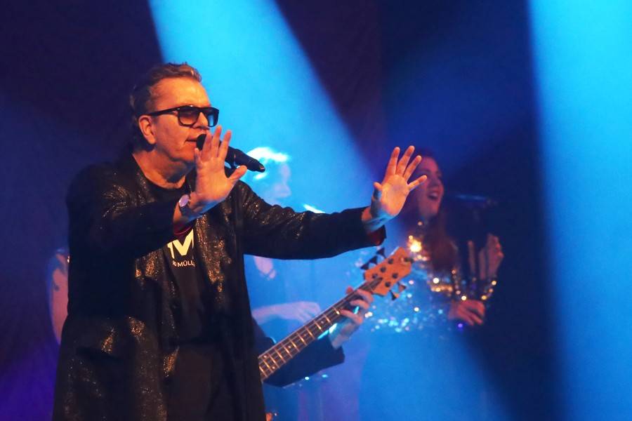 Richard Müller v Uherském Hradišti bodoval se šansony, záda mu kryli Michael Kocáb a Ondřej Soukup