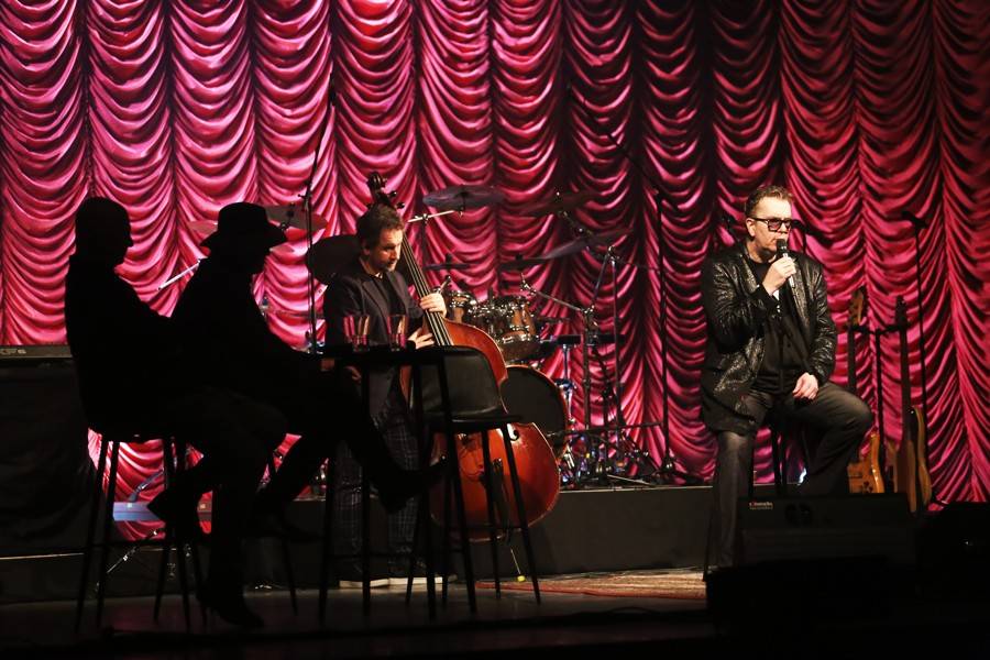 Richard Müller v Uherském Hradišti bodoval se šansony, záda mu kryli Michael Kocáb a Ondřej Soukup