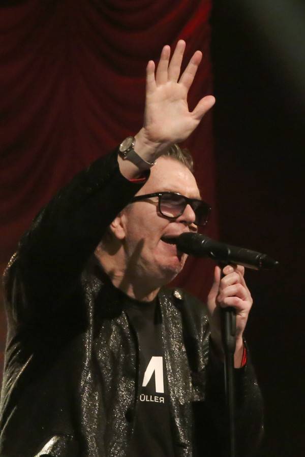 Richard Müller v Uherském Hradišti bodoval se šansony, záda mu kryli Michael Kocáb a Ondřej Soukup